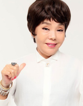 김수미